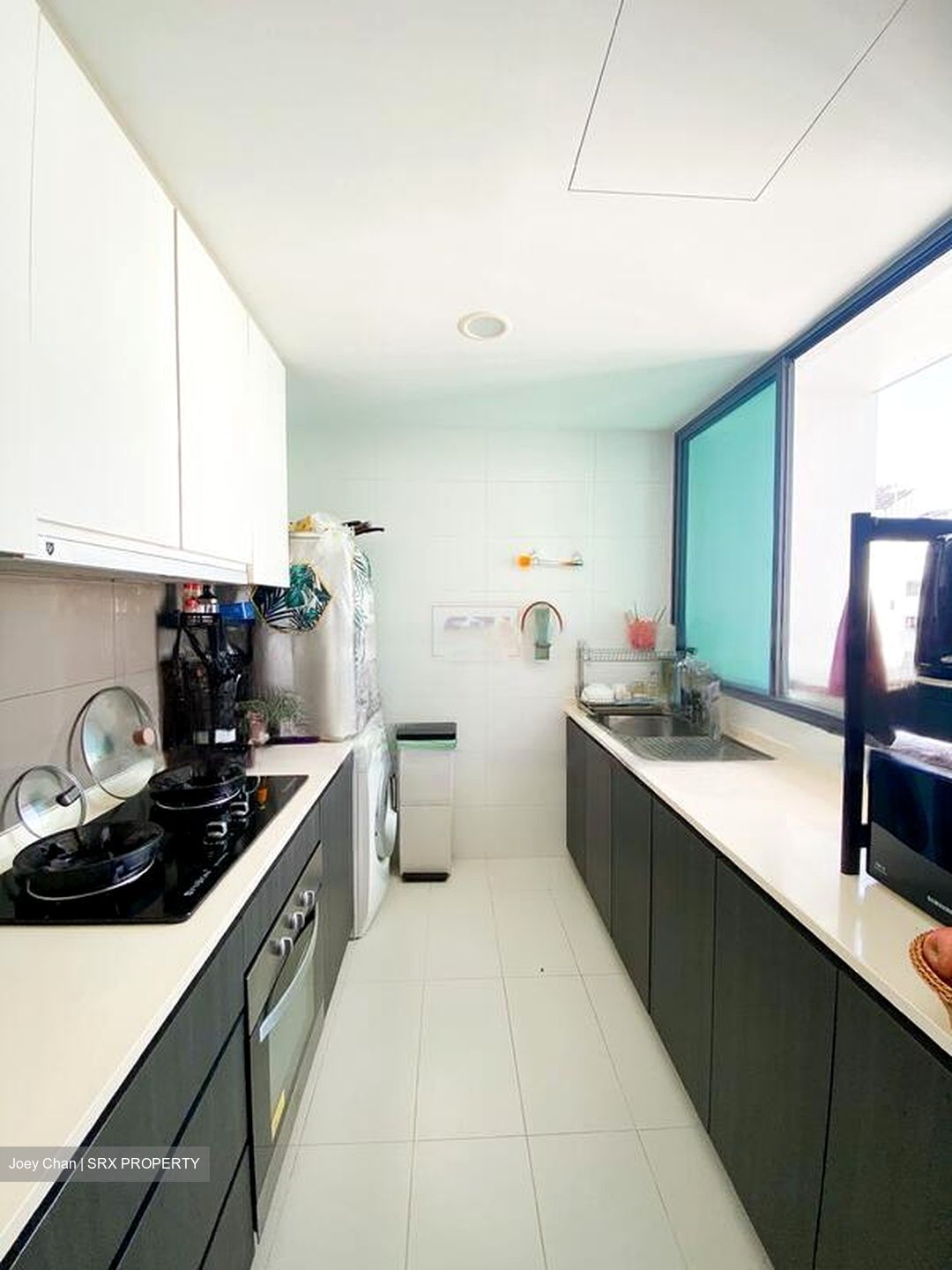 Esparina Residences (D19), Condominium #421356101